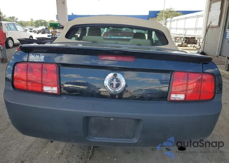2006 Ford Mustang z USA, uszkodzony, nr VIN 1ZVFT84N765253489